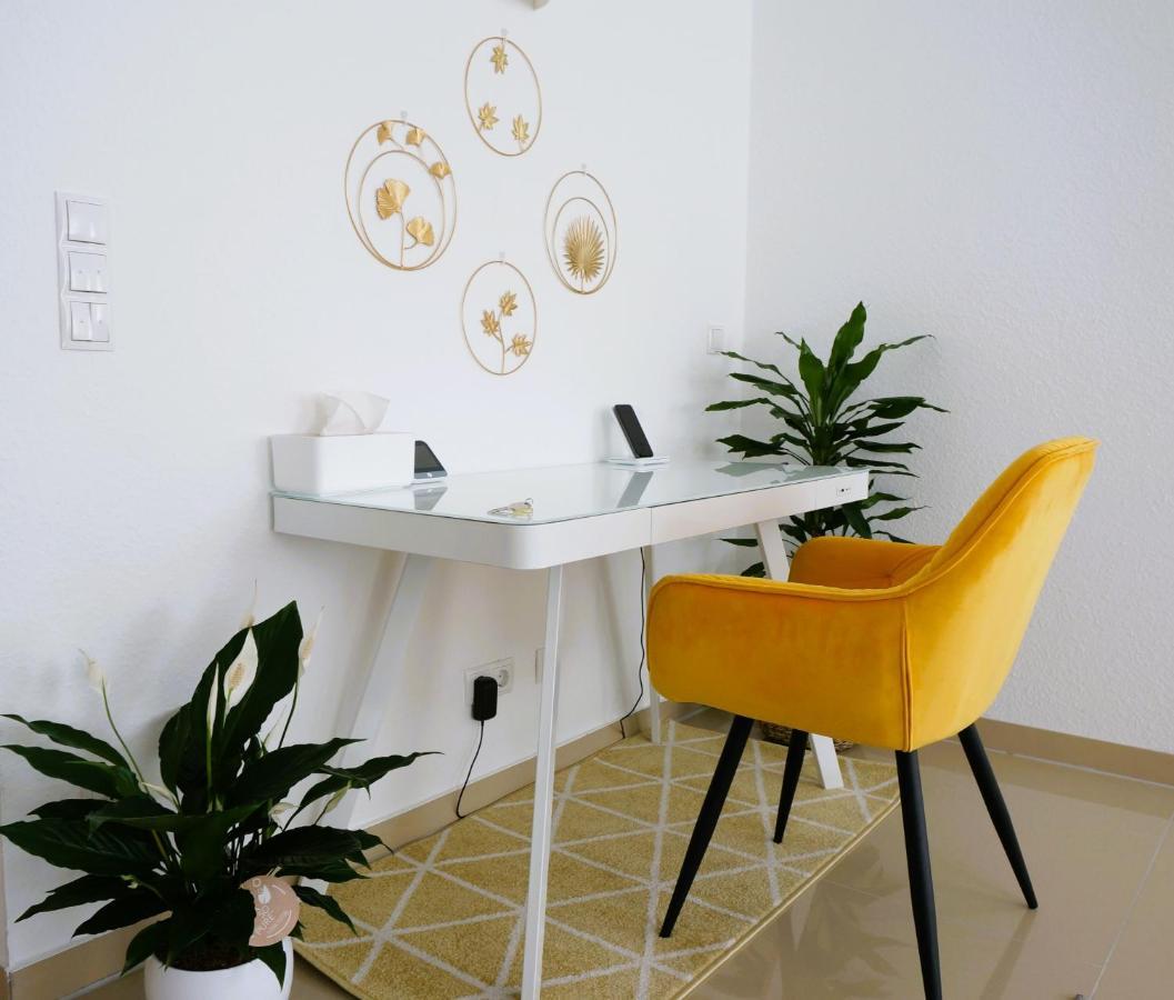 Mein Apartment Flowers Mit Kamin, Bis 10 Personen ฟรังเคนทาล ภายนอก รูปภาพ