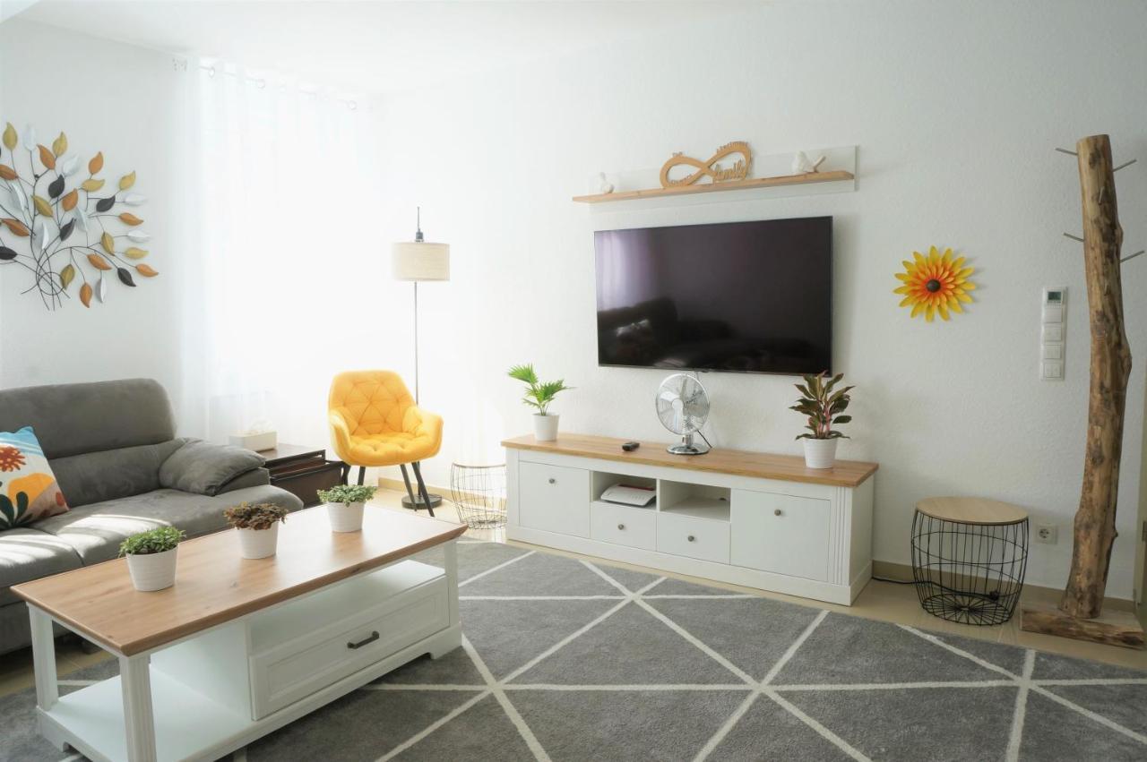Mein Apartment Flowers Mit Kamin, Bis 10 Personen ฟรังเคนทาล ภายนอก รูปภาพ