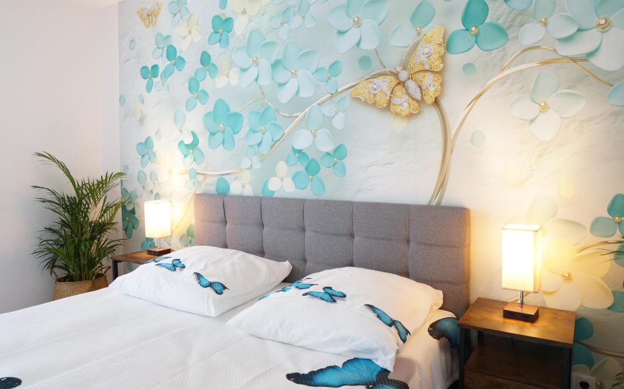 Mein Apartment Flowers Mit Kamin, Bis 10 Personen ฟรังเคนทาล ภายนอก รูปภาพ