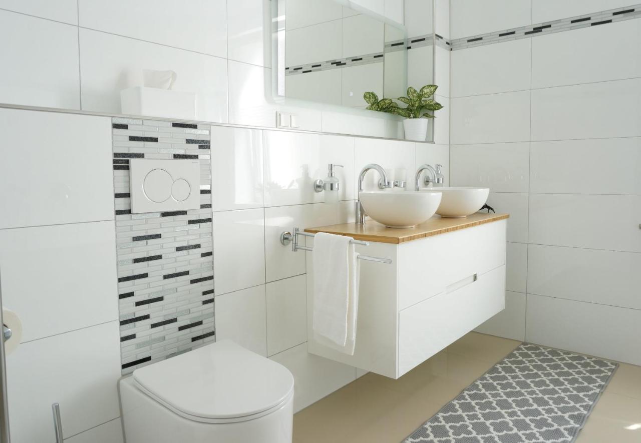 Mein Apartment Flowers Mit Kamin, Bis 10 Personen ฟรังเคนทาล ภายนอก รูปภาพ