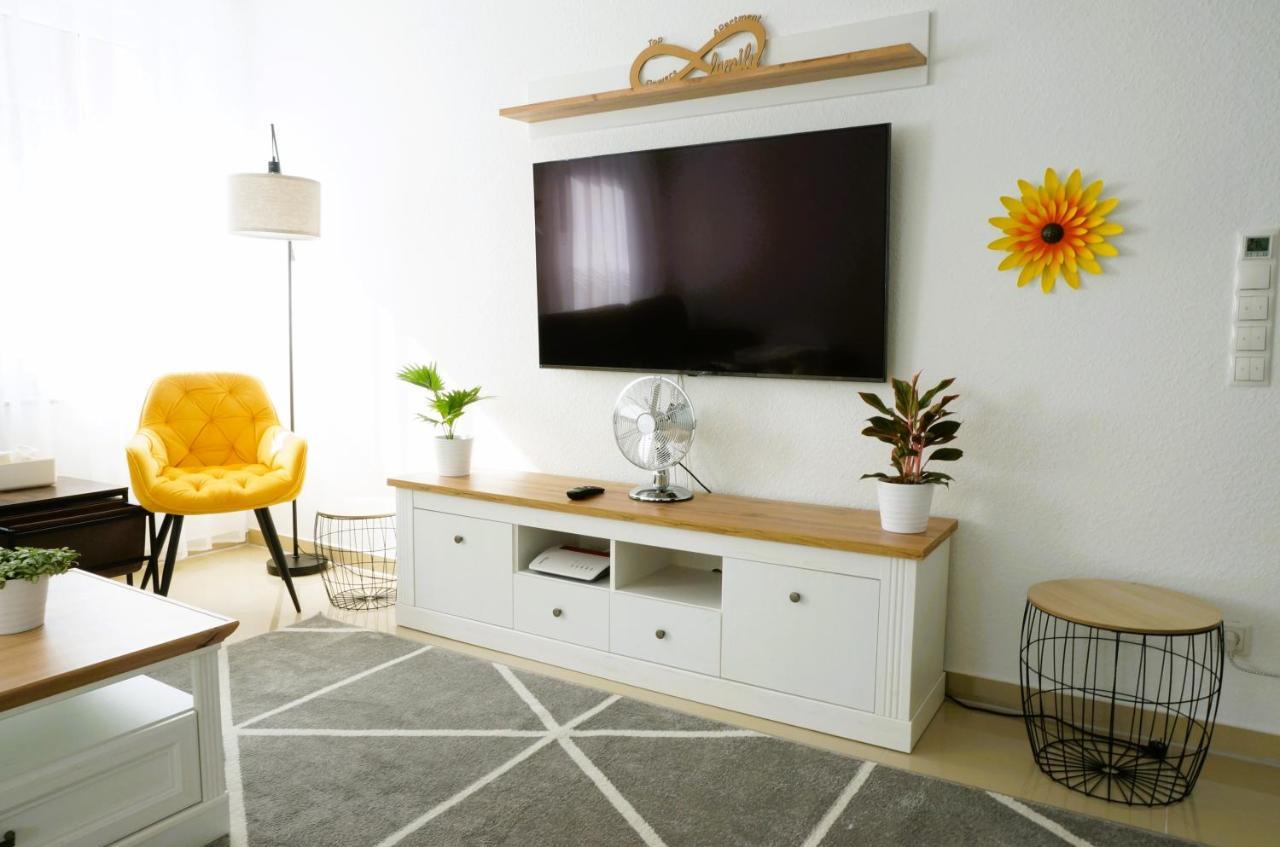 Mein Apartment Flowers Mit Kamin, Bis 10 Personen ฟรังเคนทาล ภายนอก รูปภาพ